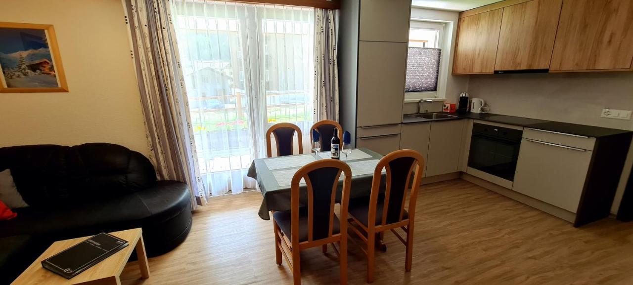 Apartmenthaus Sunshine Saas-Grund Esterno foto