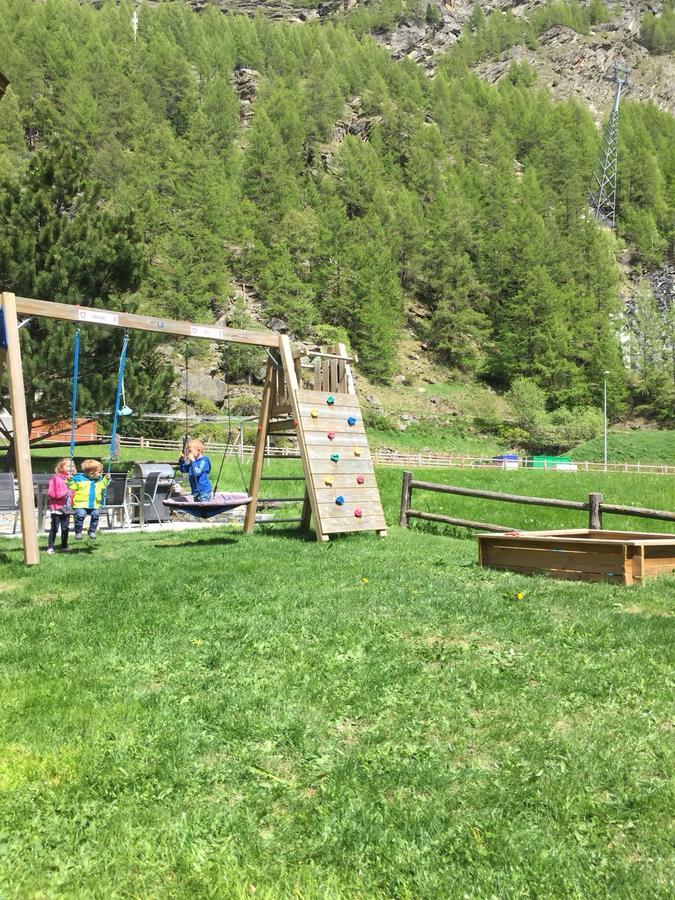 Apartmenthaus Sunshine Saas-Grund Esterno foto